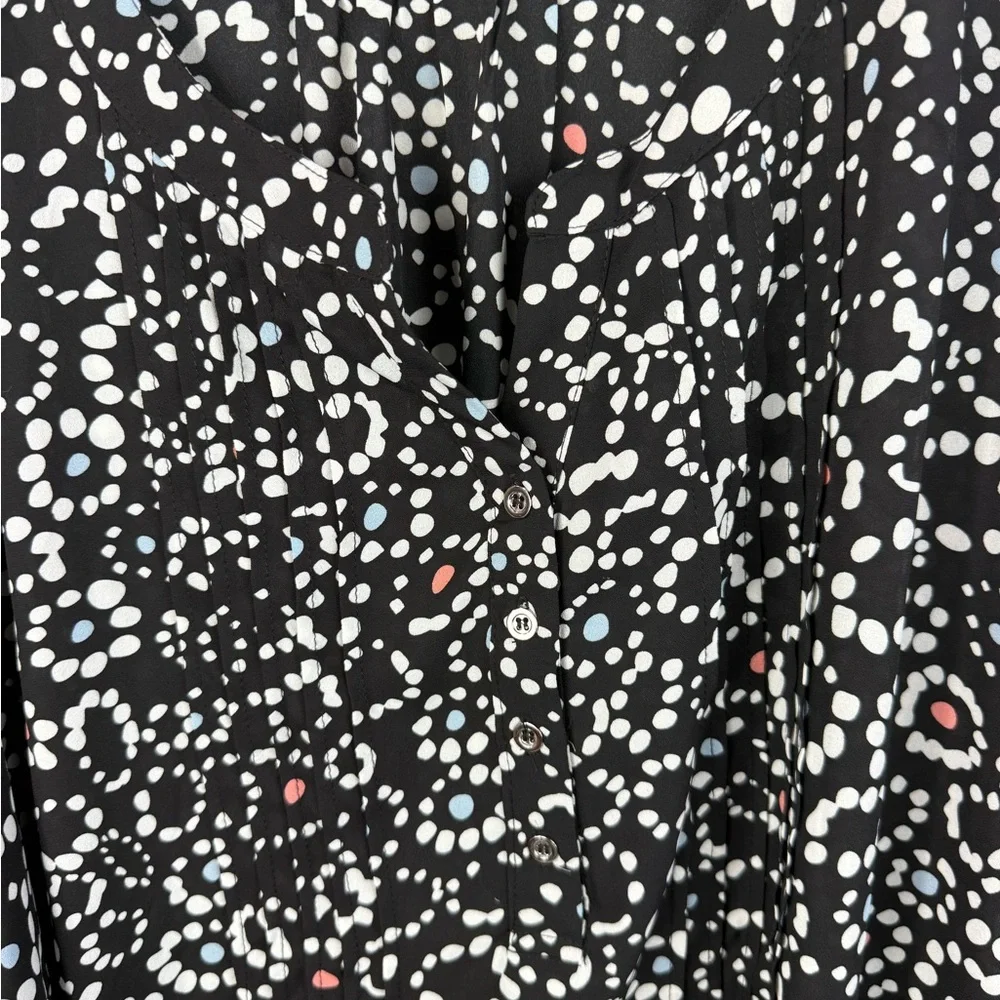 Avenue womens plus size Black & white dot dressy tunic blouse.  Size 30/32 - Picture 4 of 6